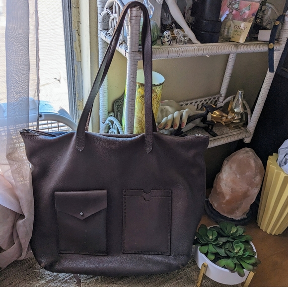 Madewell Zip Transport in Castle Rock - Picture 2 of 5